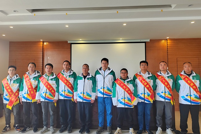 1702259617436833.jpg 表彰.jpg