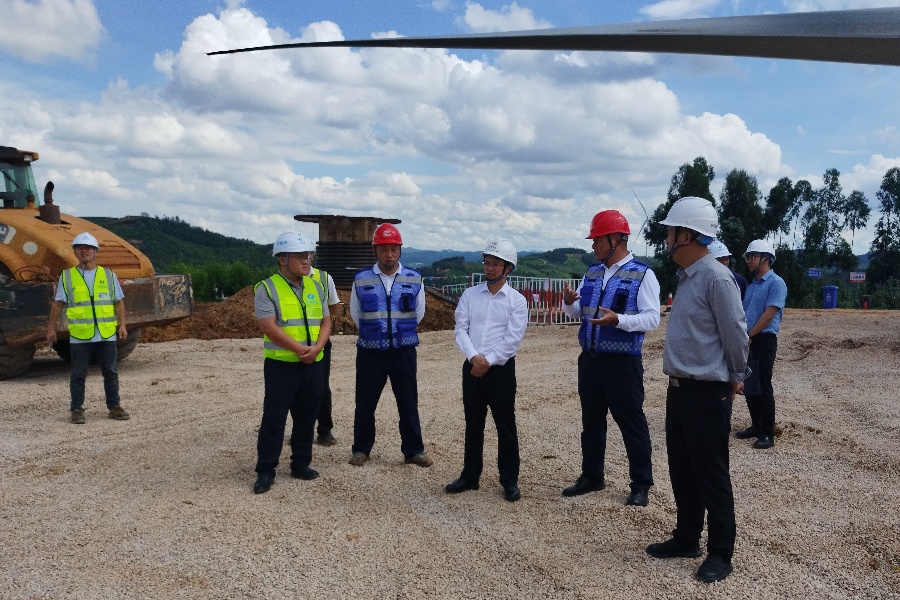 1752221465706212.jpg 調研現(xiàn)場2_副本.jpg